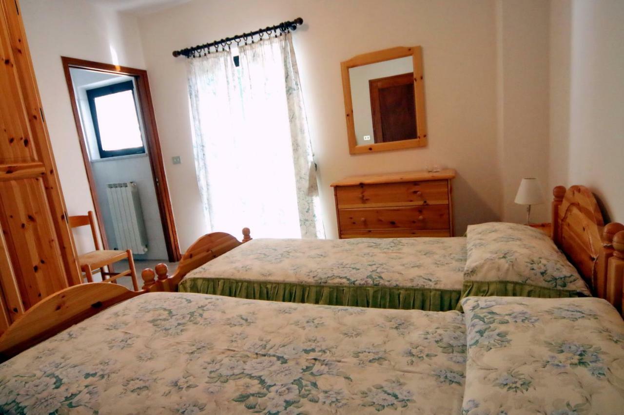 Albergo Ristorante Centro Vico Canavese Экстерьер фото